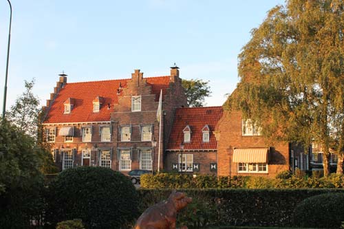 Het oude gemeentehuis van Maartensdijk